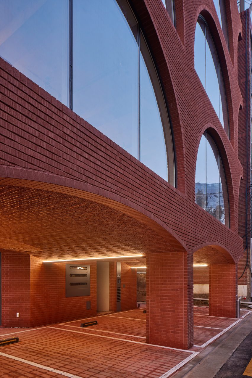 Fillome Building by Sosu Architects