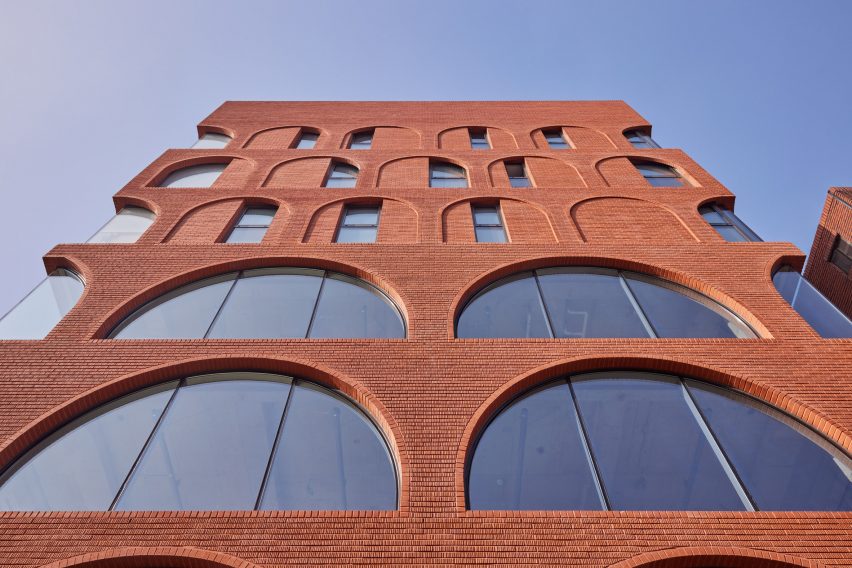 Fillome Building by Sosu Architects