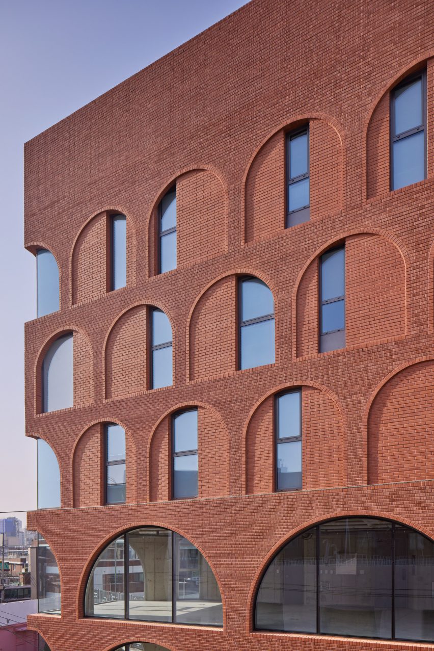 Fillome Building by Sosu Architects