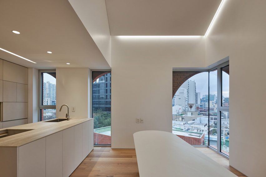 Fillome Building by Sosu Architects