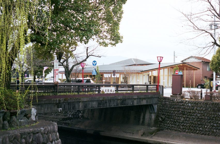 Funamachi Base by Schemata Architects
