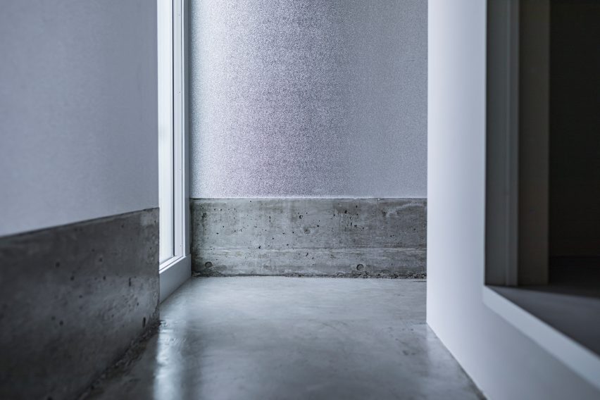House in Kyobate by Fujiwaramuro Architects