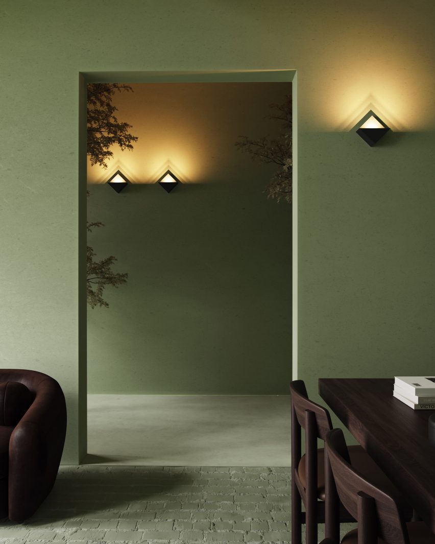 Impulse wall light by Modular Lighting Instruments