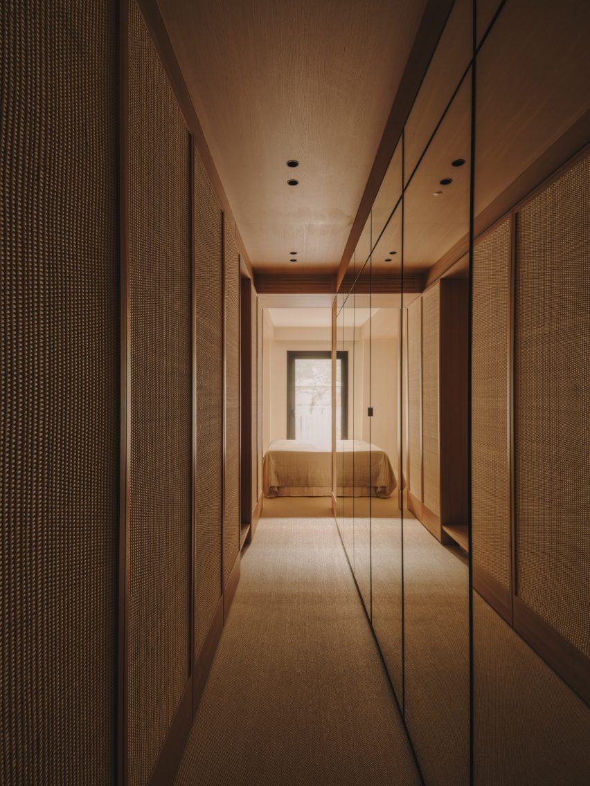 Coridoor in minimalist Barcelona apartment