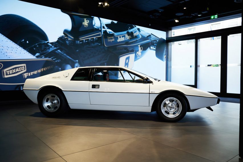 Lotus Espirit