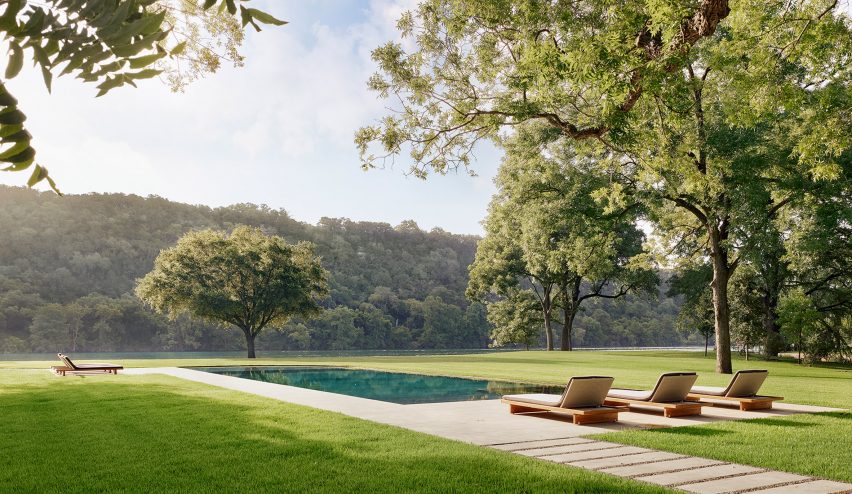 Lakeside retreat by Miró Rivera Architects