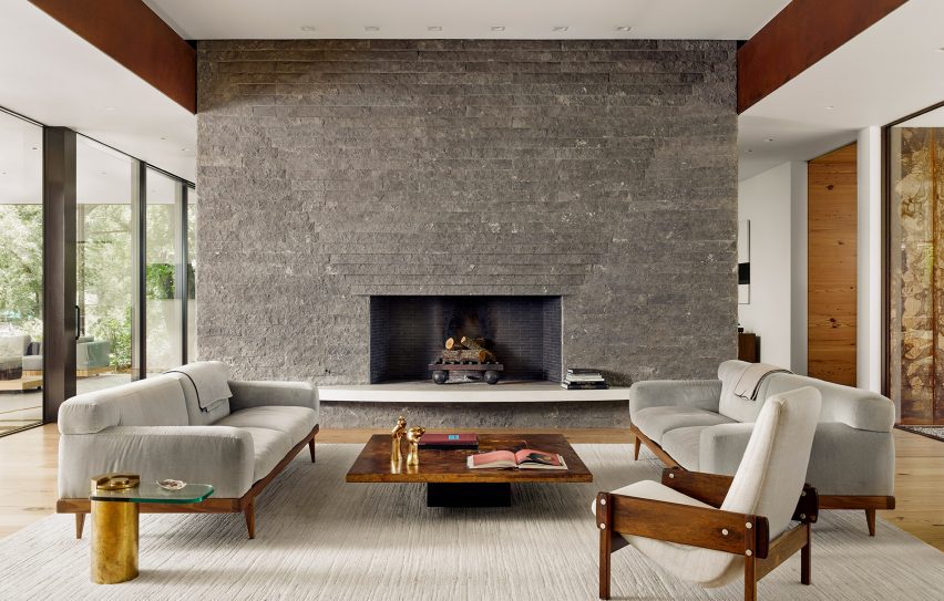 Lakeside retreat by Miró Rivera Architects