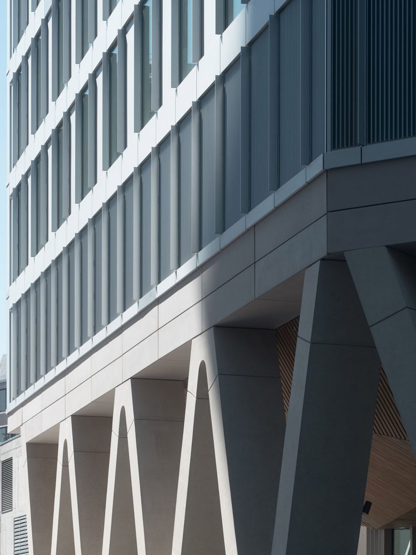 N2 by Lynch Architects