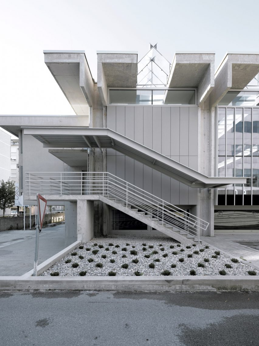 Mladinska Knjiga Printing House by OFIS Arhitekti
