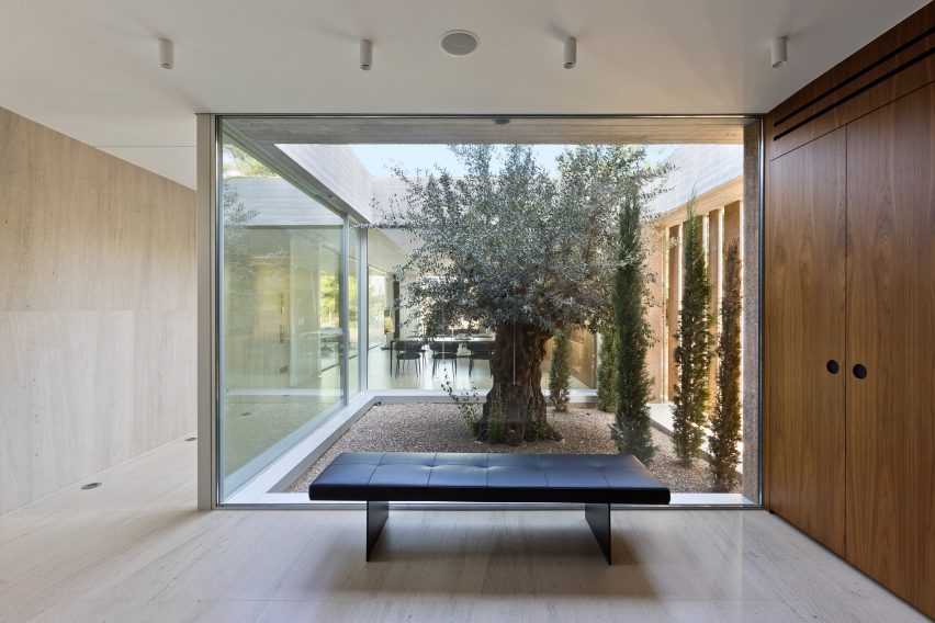 Atrium House by Point27 Architects
