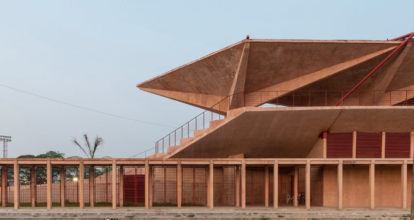 Polideportico by CCA