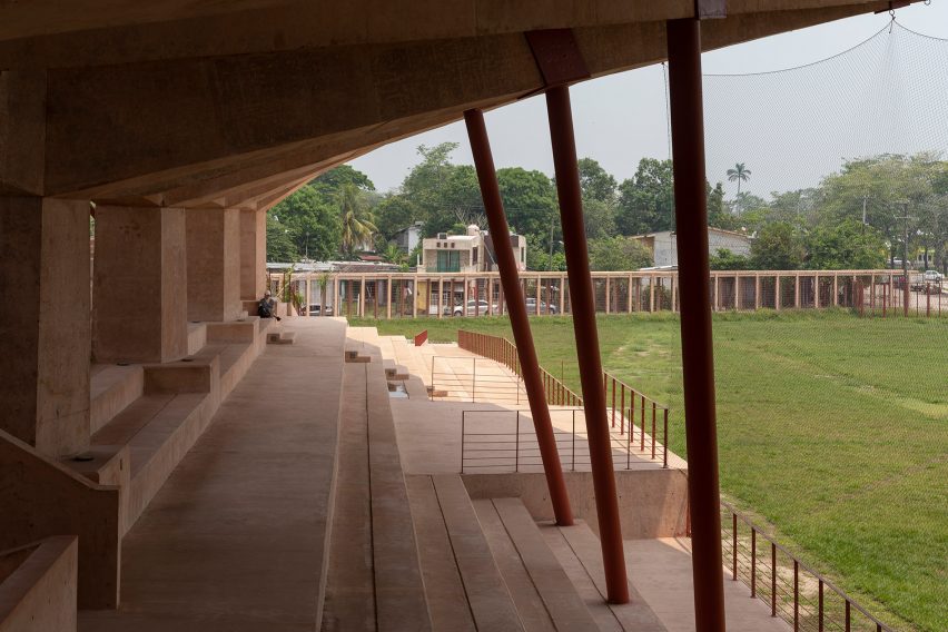 Polideportico by CCA
