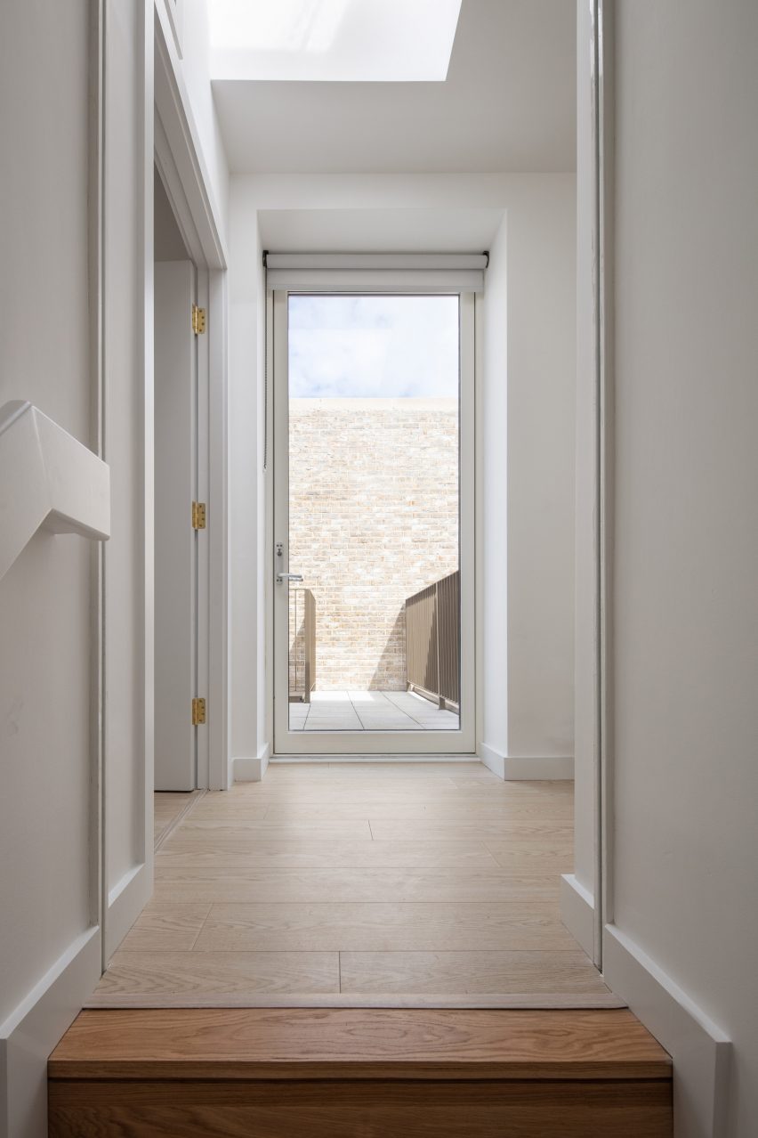 The Residences at Sandford Lodge by Shay Cleary Architects