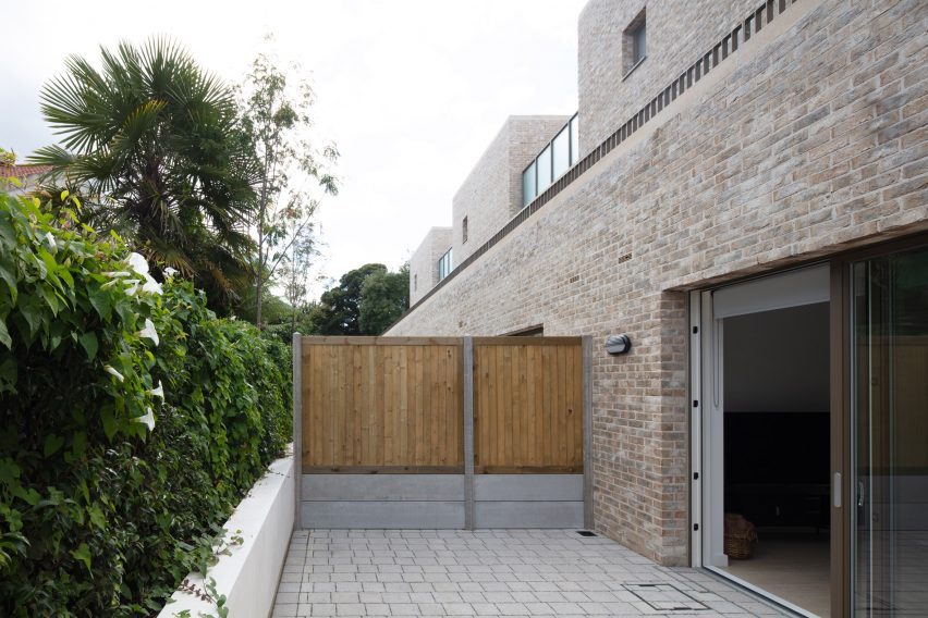 The Residences at Sandford Lodge by Shay Cleary Architects