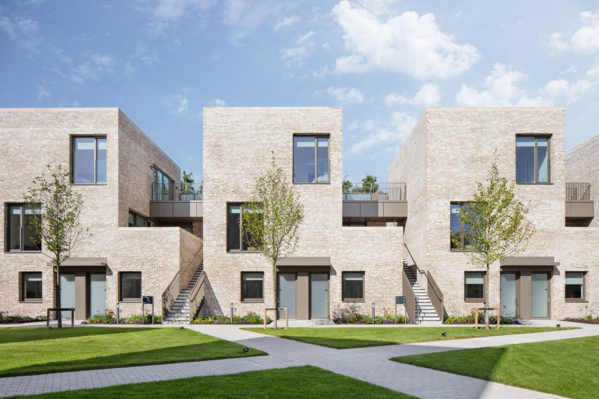 The Residences at Sandford Lodge by Shay Cleary Architects
