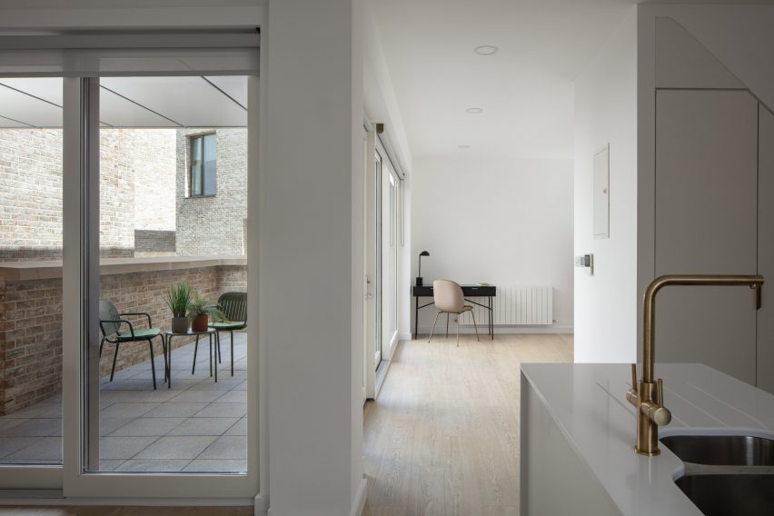 The Residences at Sandford Lodge by Shay Cleary Architects