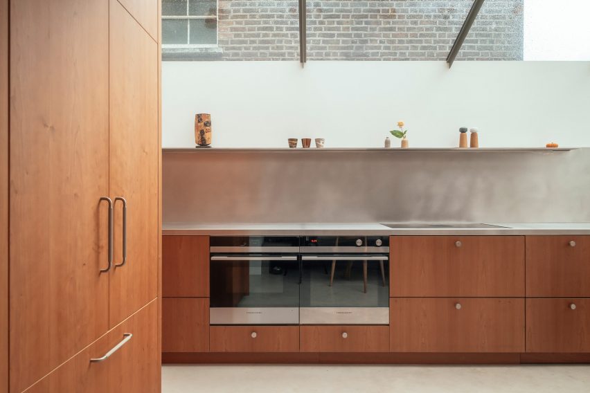 Stoke Newington house extension by VATRAA