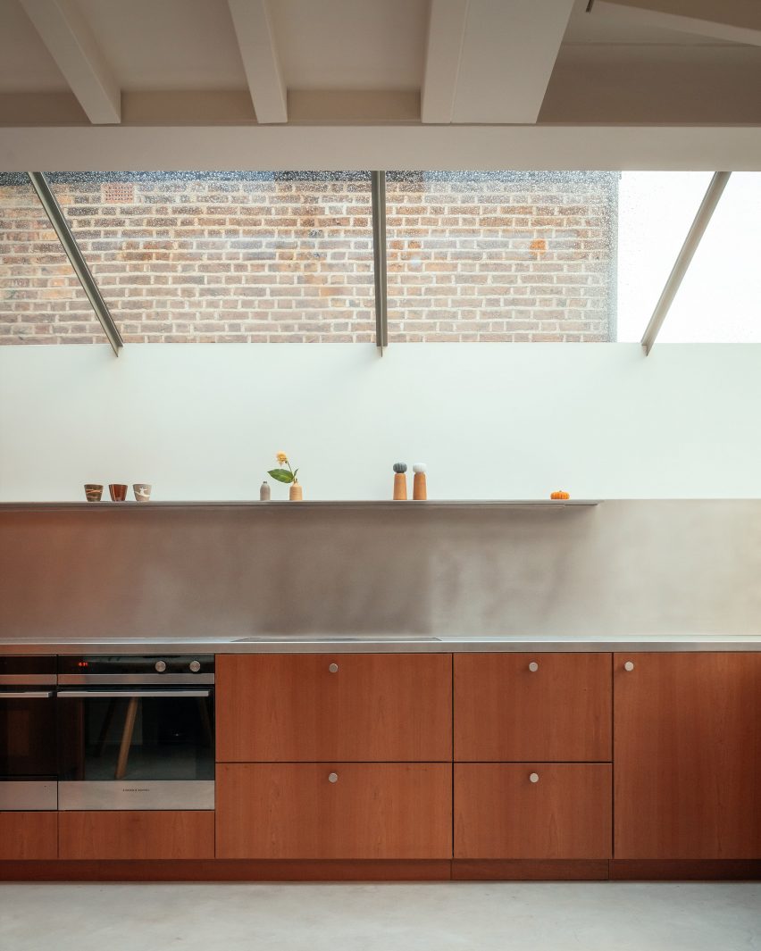 Stoke Newington house extension by VATRAA