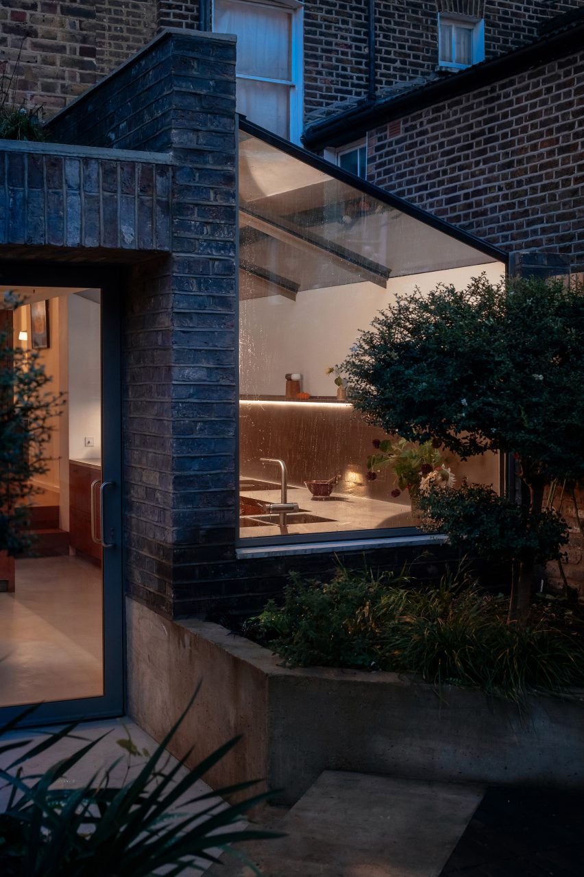 Stoke Newington house extension by VATRAA