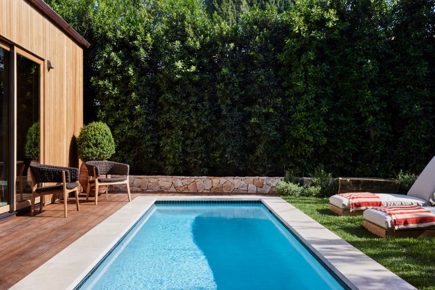 Studio City home by Rob Diaz