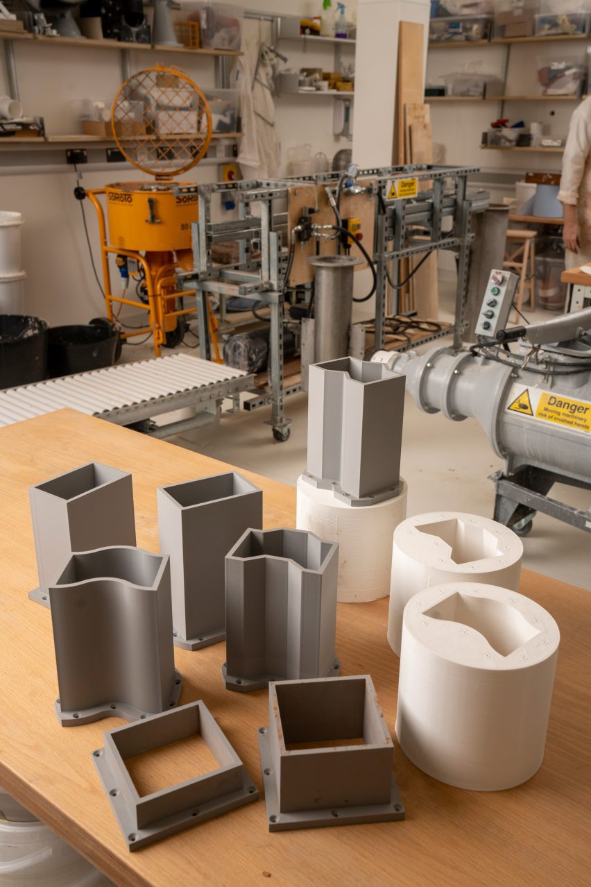 Extruded cob brick production by Tavs Jorgensen
