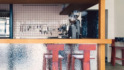 Cafe Shin by Uchronia