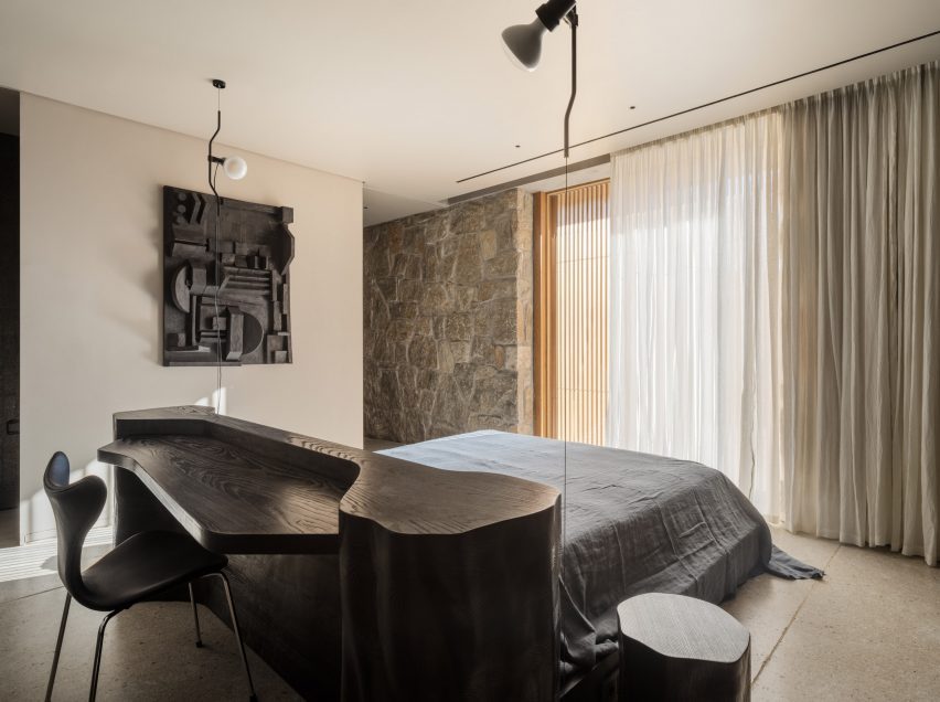 Aimasia Residence by Tom Design and A31 Architecture