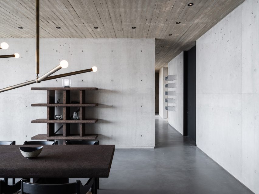 Aimasia Residence by Tom Design and A31 Architecture