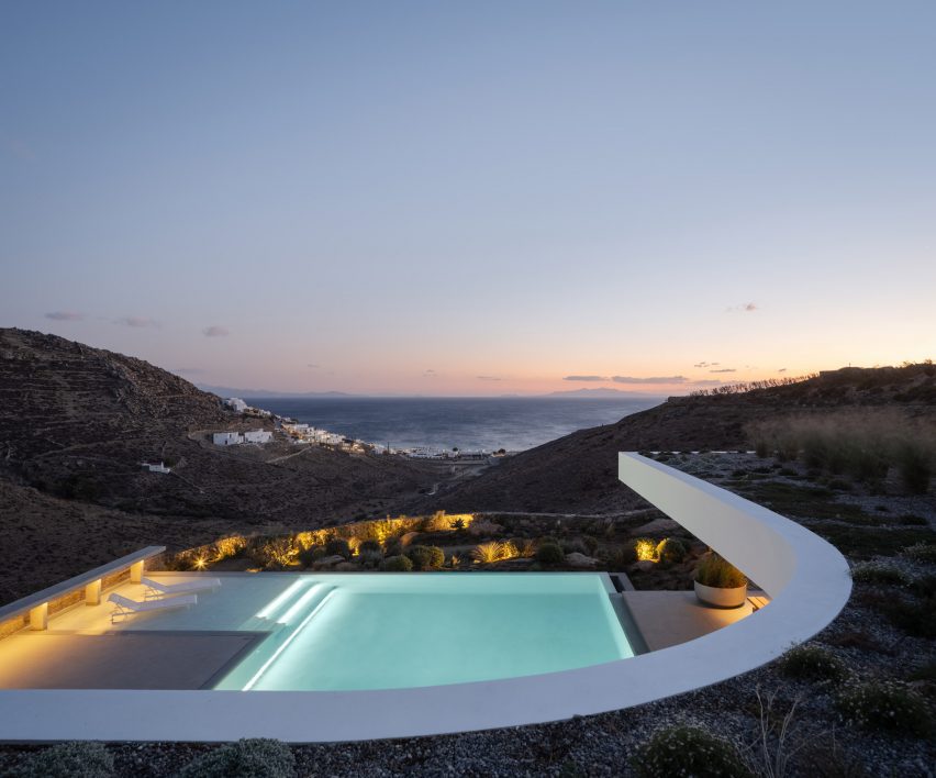 Aimasia Residence by Tom Design and A31 Architecture