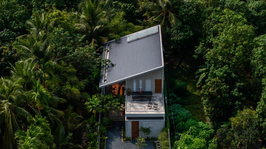 Anchor House by MM++ Architects