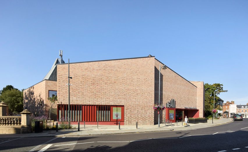 BEAM Hertford by Bennetts Associates and Citizens Design Bureau