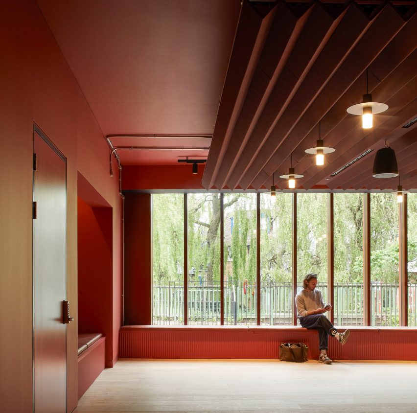 BEAM Hertford by Bennetts Associates and Citizens Design Bureau