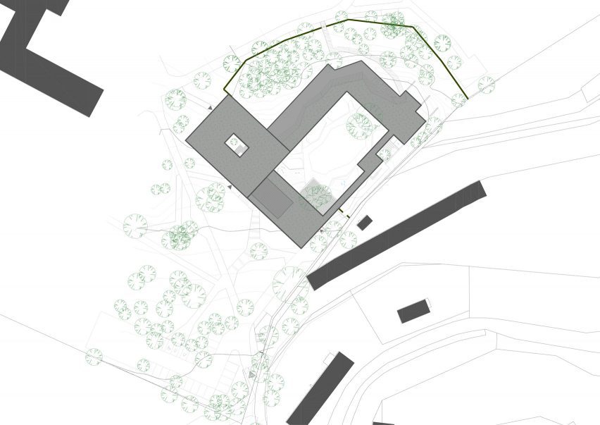 Site plan of House for Julia by Čtyřstěn Architekti