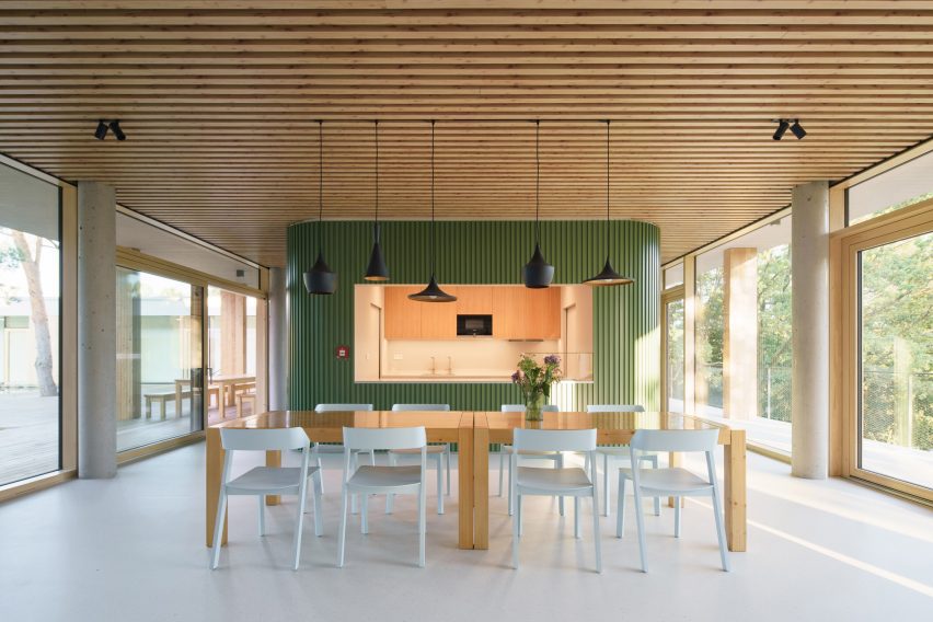 House for Julia by Čtyřstěn Architekti