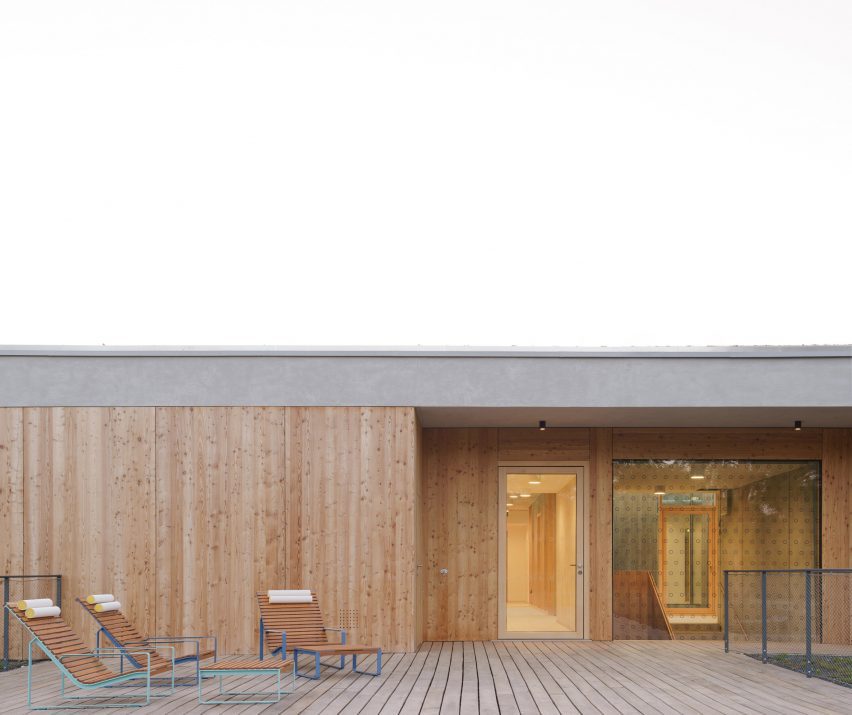 House for Julia by Čtyřstěn Architekti
