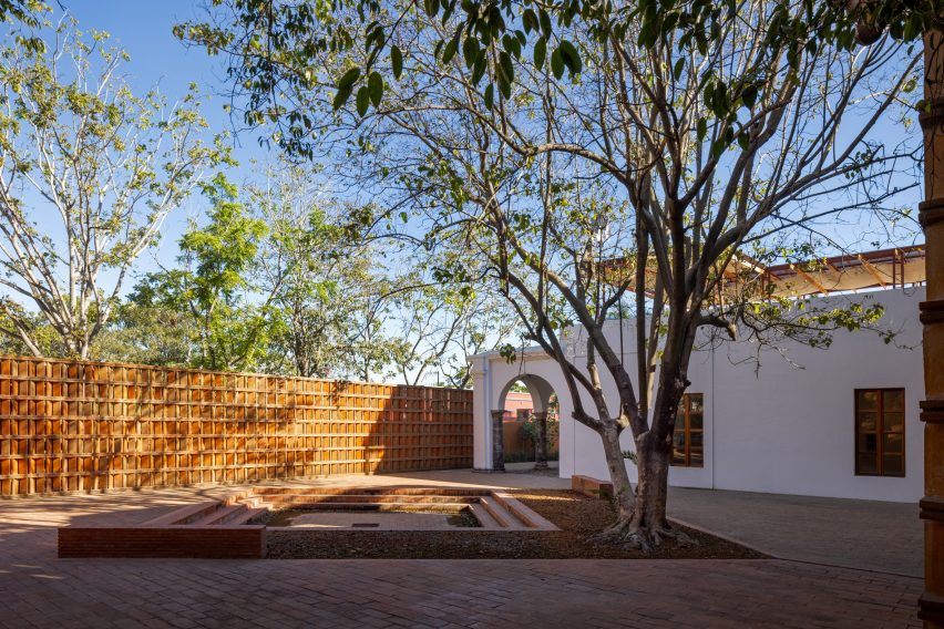 San Blas port building by Colectivo C733