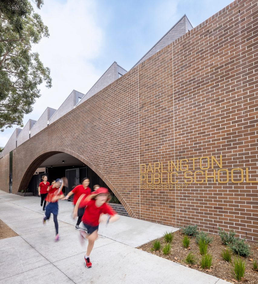 Darlington Public School by Fjcstudio