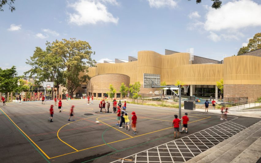 Darlington Public School by Fjcstudio