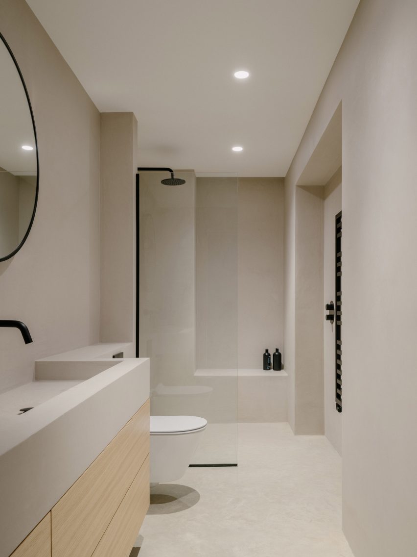 Datum House by DHaus