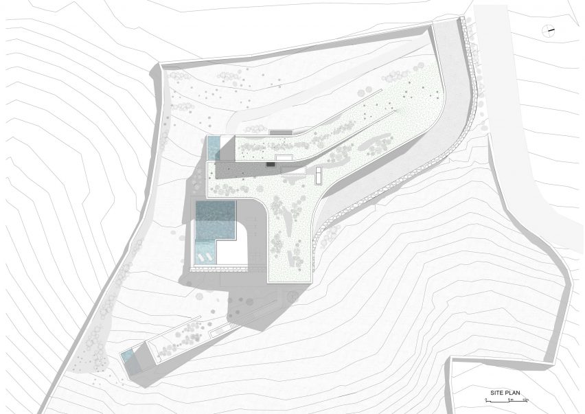 Roof plan of Aimasia Residence by Tom Design and A31 Architecture