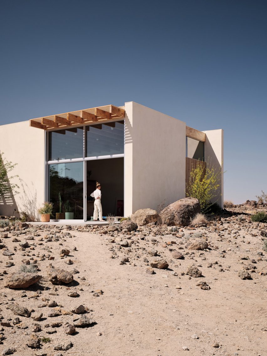 desert house