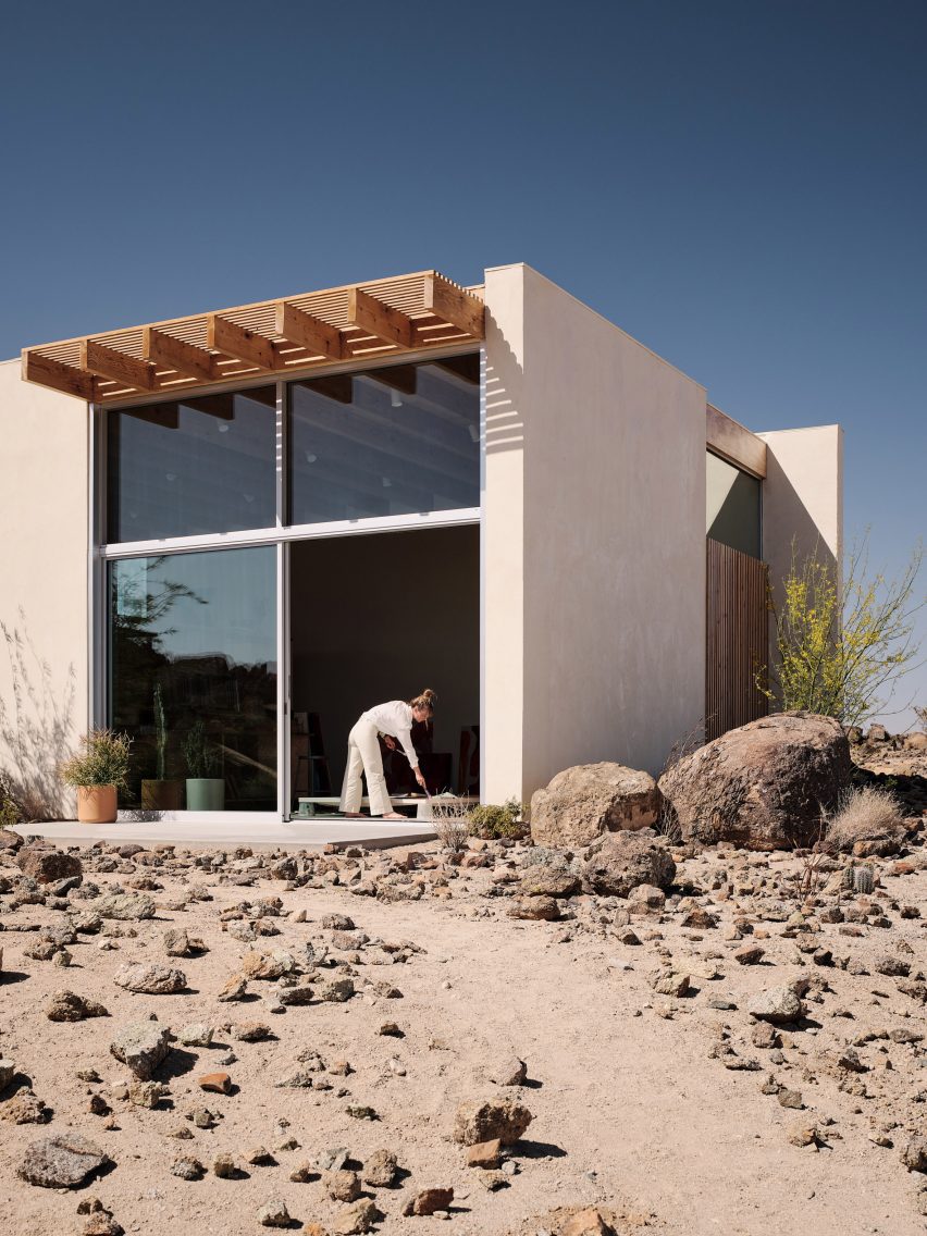 desert house