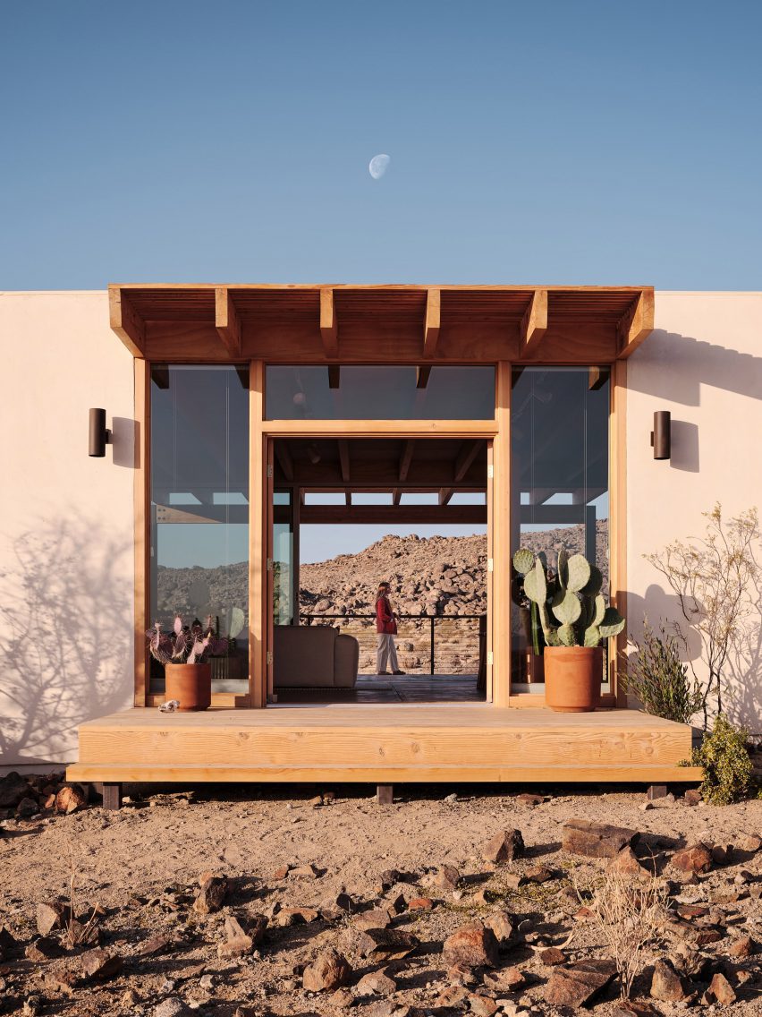 desert house