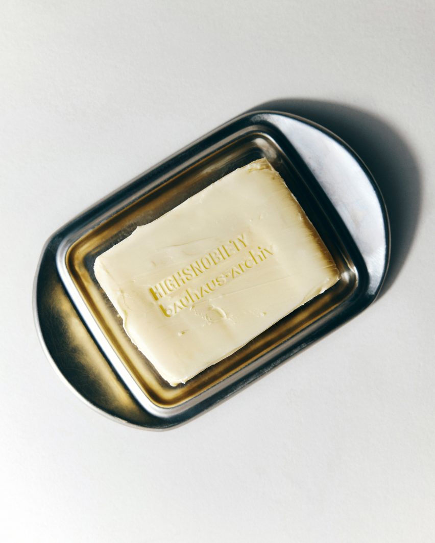 Butter dish