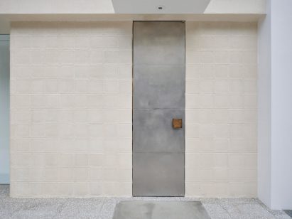 Entrance of IZA Tokyo boutique by Shogo Onodera in Shibuya