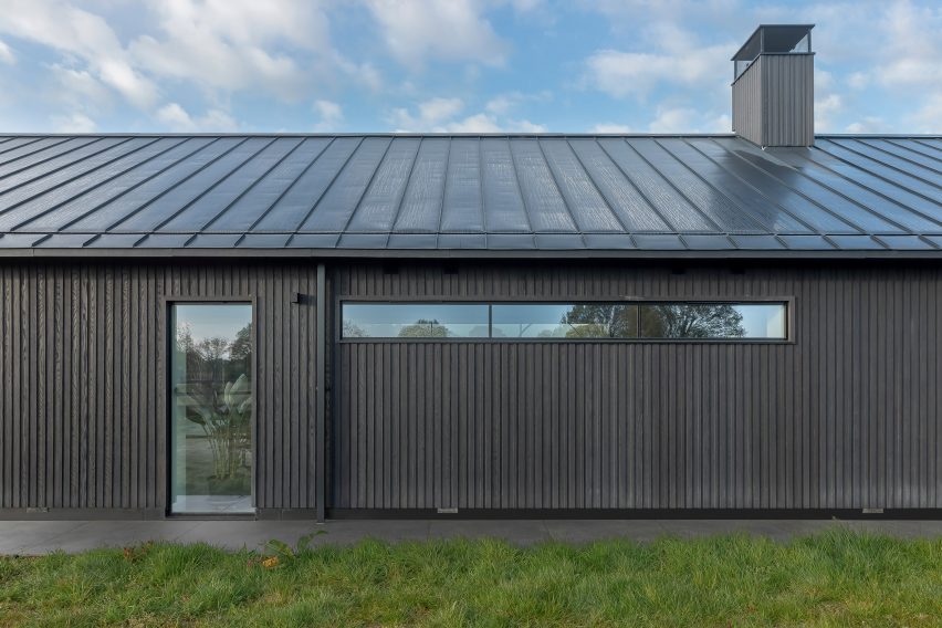 Weald House by Mailen Design and Peter Bradford Architects