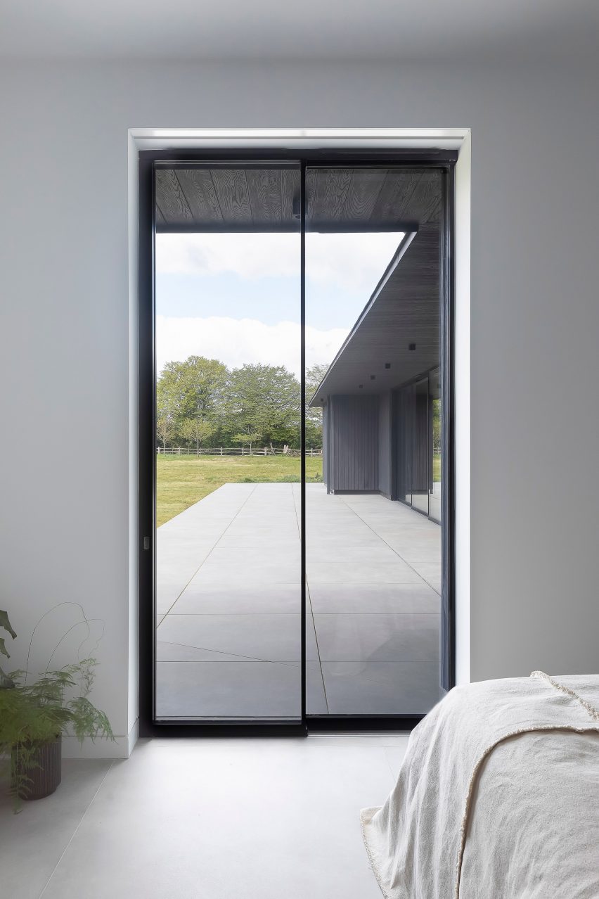 Weald House by Mailen Design and Peter Bradford Architects