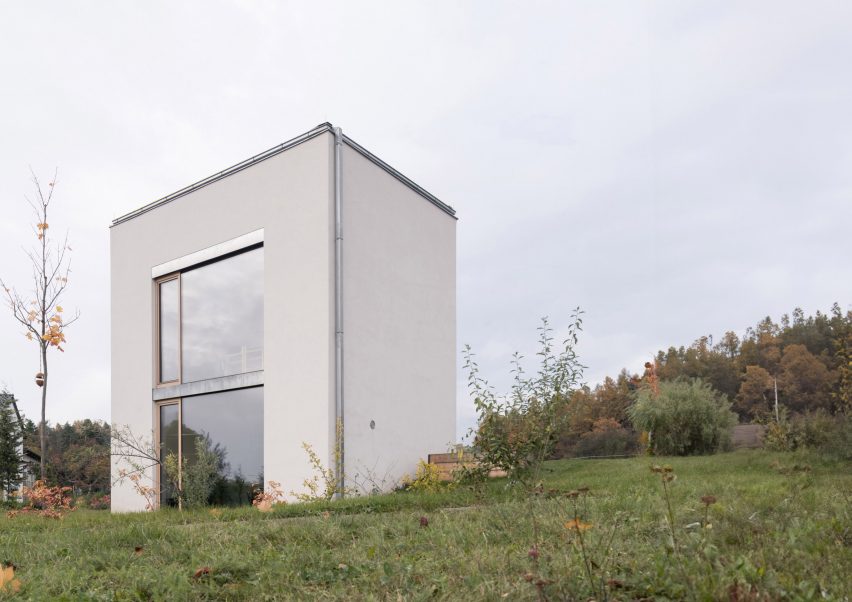House of Seven Floors by Maly Chmel