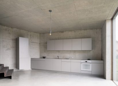 House of Seven Floors by Maly Chmel