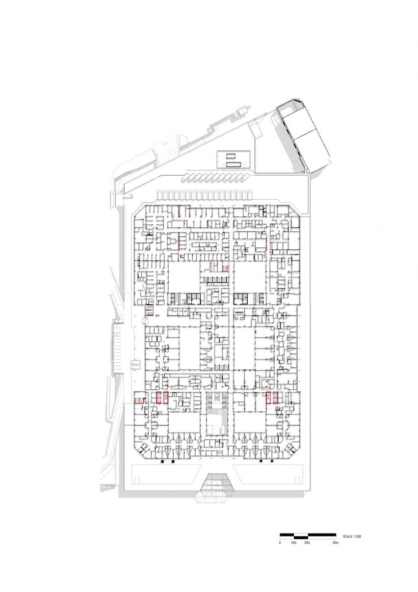 Floor plan of Midland Metropolitan University Hospital by HKS, Cagni Williams and Sonnemann Toon Architects.